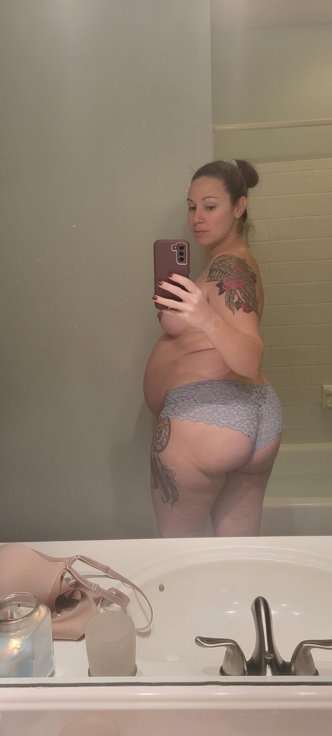 Random Pregnant Hoes 10 #B2YadsD4