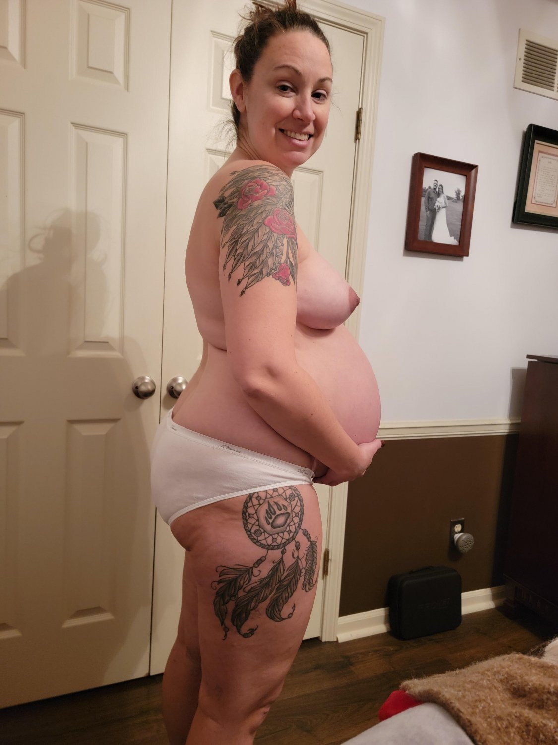 Random Pregnant Hoes 10 #kDAXdpp1