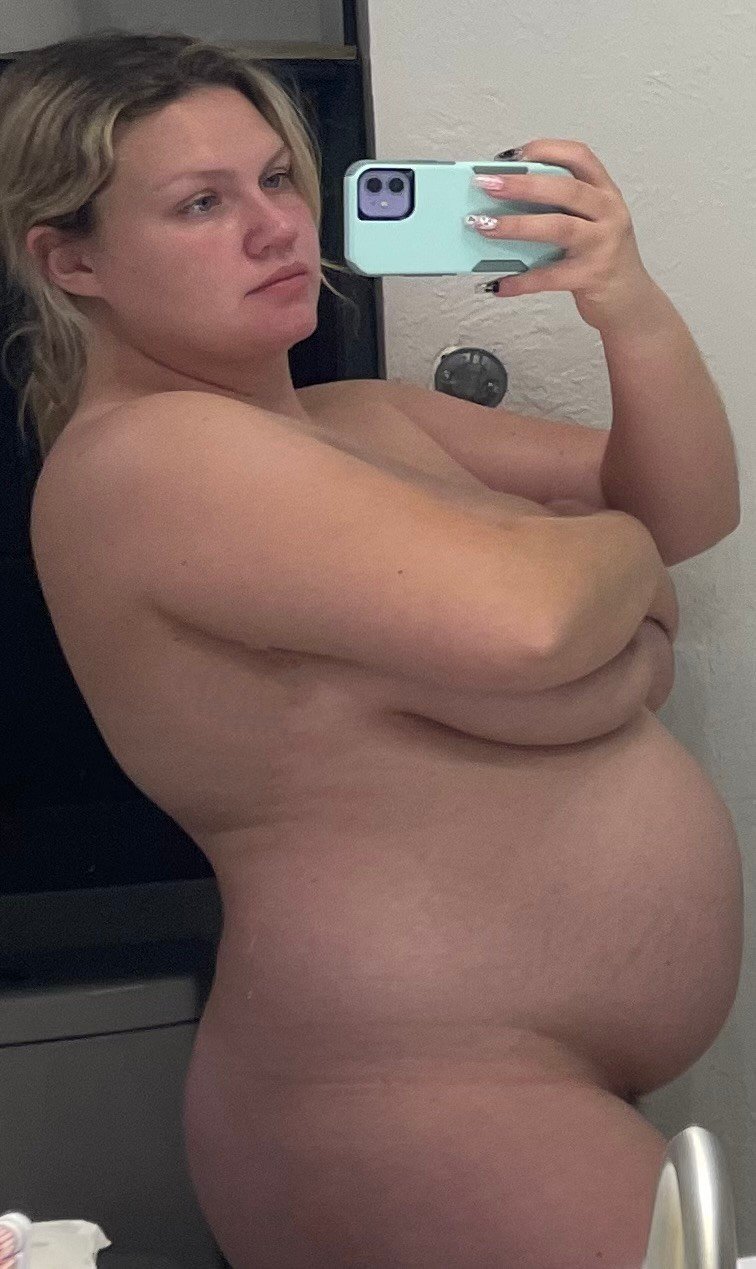 Random Pregnant Hoes 10 #o0h3Hh5L